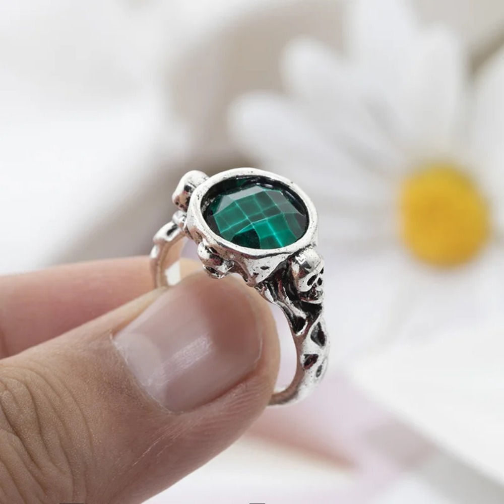 New Vintage Niche Classic Pira - Gothic Skull Ring ulasan dan harga