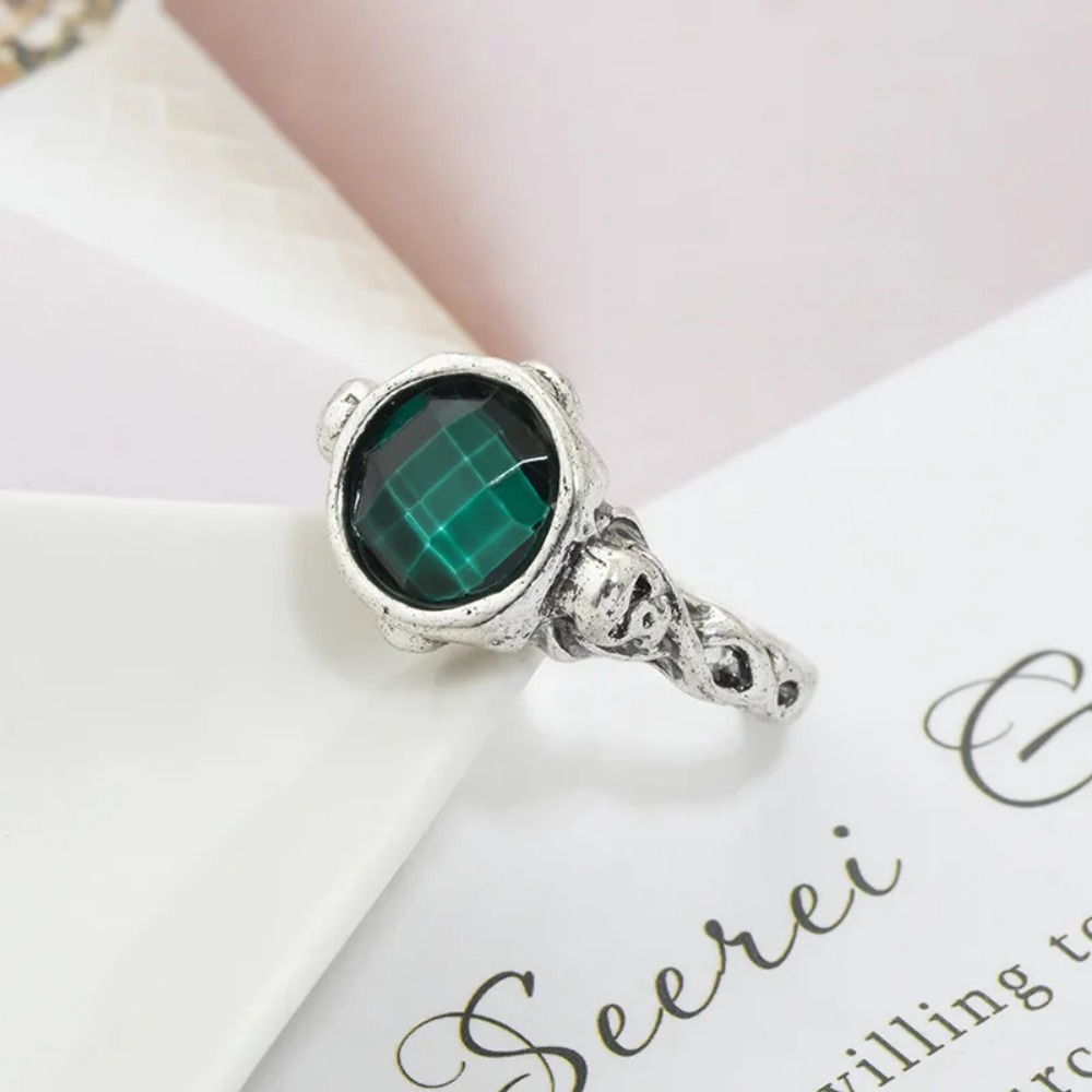 New Vintage Niche Classic Pira - Gothic Skull Ring ulasan dan harga