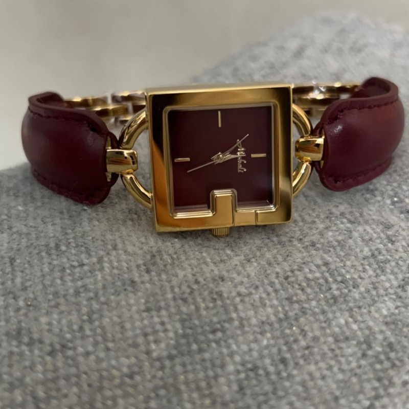 PEIYING Niche High-end Design  - Leather Bracelet ulasan dan harga